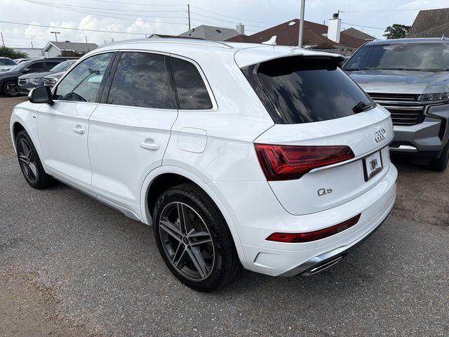 Used 2025 Audi Q5 e Premium AWD/4WD image 9