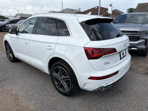 Used 2025 Audi Q5 e Premium AWD/4WD image 9