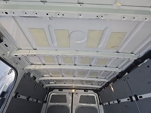 Used 2025 Mercedes-Benz Sprinter 2500 image 64