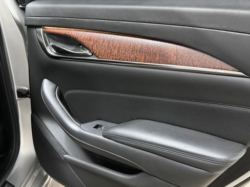 Used 2019 Cadillac CTS Luxury RWD image 41