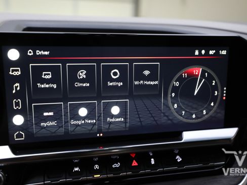 Used 2022 GMC Sierra 1500 SLT w/ X31 Off-Road Package image 26