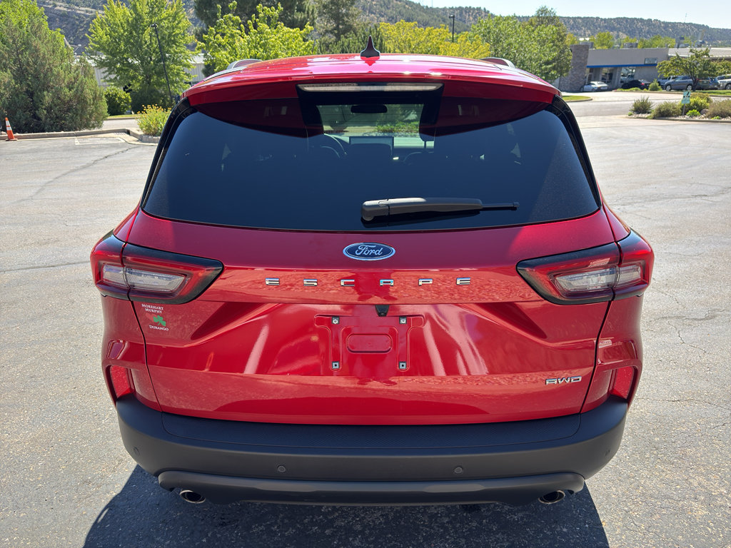 Used 2025 Ford Escape ST-Line w/ Tech Pack #1 AWD/4WD image 4