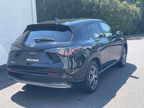 Certified 2024 Honda HR-V EX-L image 5