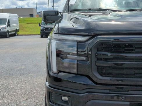 Used 2025 Ford F150 Lariat w/ Equipment Group 501A Mid image 10