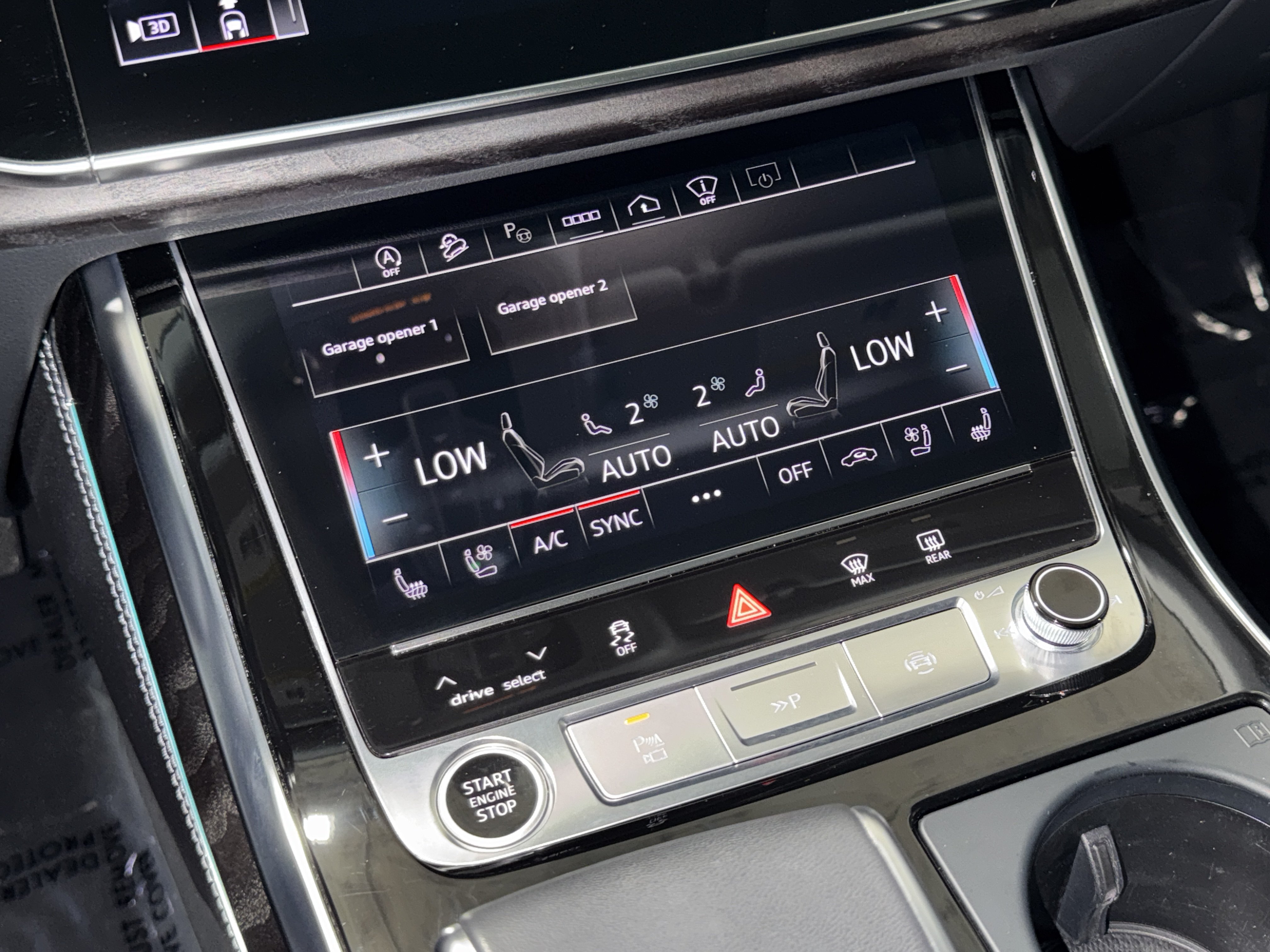 Used 2023 Audi Q8 Prestige AWD/4WD image 28