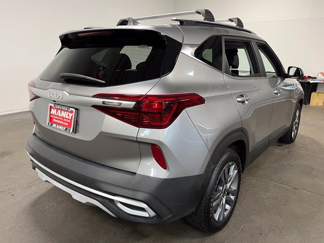 Used 2022 Kia Seltos S FWD image 3