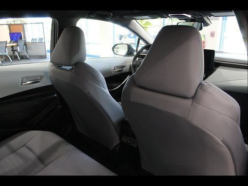Used 2025 Toyota Corolla SE FWD image 20