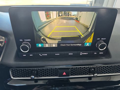 Used 2025 Honda Civic Sport image 5