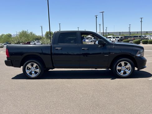 Used 2019 RAM 1500 Express w/ Wheel & Sound Group AWD/4WD image 6