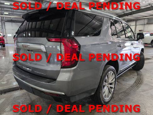 Used 2022 GMC Yukon Denali image 3