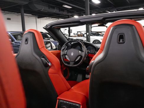 Used 2018 Maserati GranTurismo Sport image 70