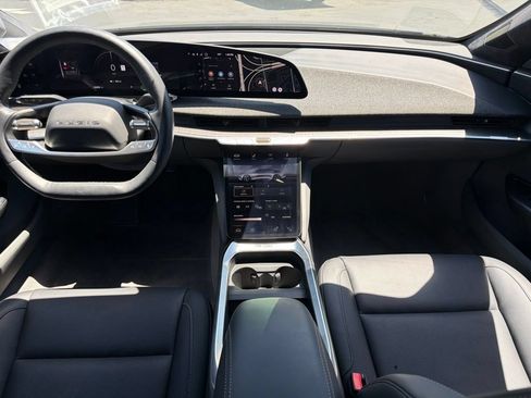Used 2024 Lucid Air Touring AWD/4WD image 31
