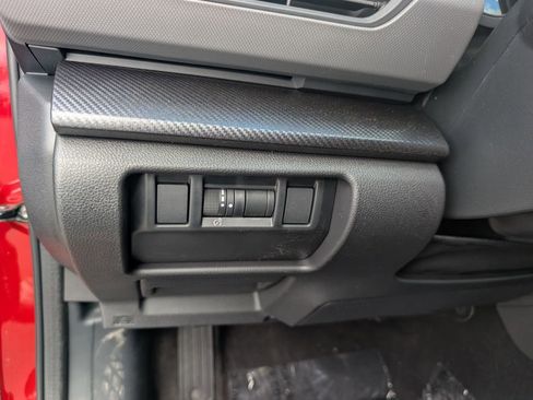 New 2025 Subaru Crosstrek 2.5i Limited w/ Crosstrek Mirror Package image 18