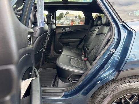 Used 2025 Kia Sportage X-Line AWD/4WD image 13