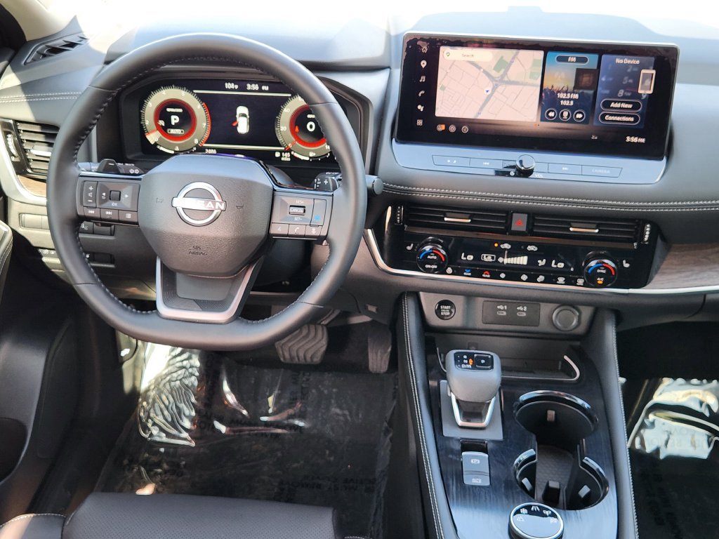 Used 2026 Nissan Rogue Platinum w/ Platinum Premium Package AWD/4WD image 28