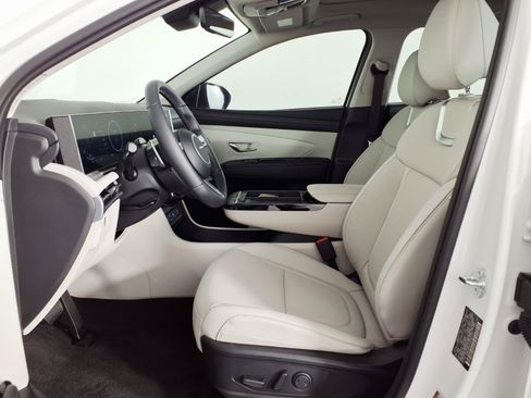 Certified 2026 Hyundai Tucson Limited AWD/4WD image 17