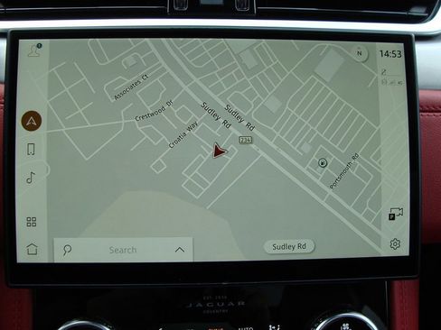 Used 2021 Jaguar F-PACE R-Dynamic S image 13