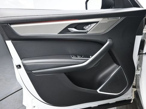 Used 2024 Jaguar F-PACE R-Dynamic S image 26