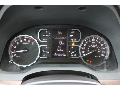 Used 2019 Toyota Tundra Limited image 21