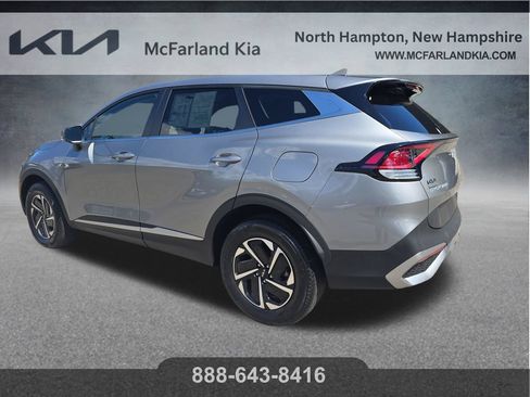Used 2023 Kia Sportage LX AWD/4WD image 4