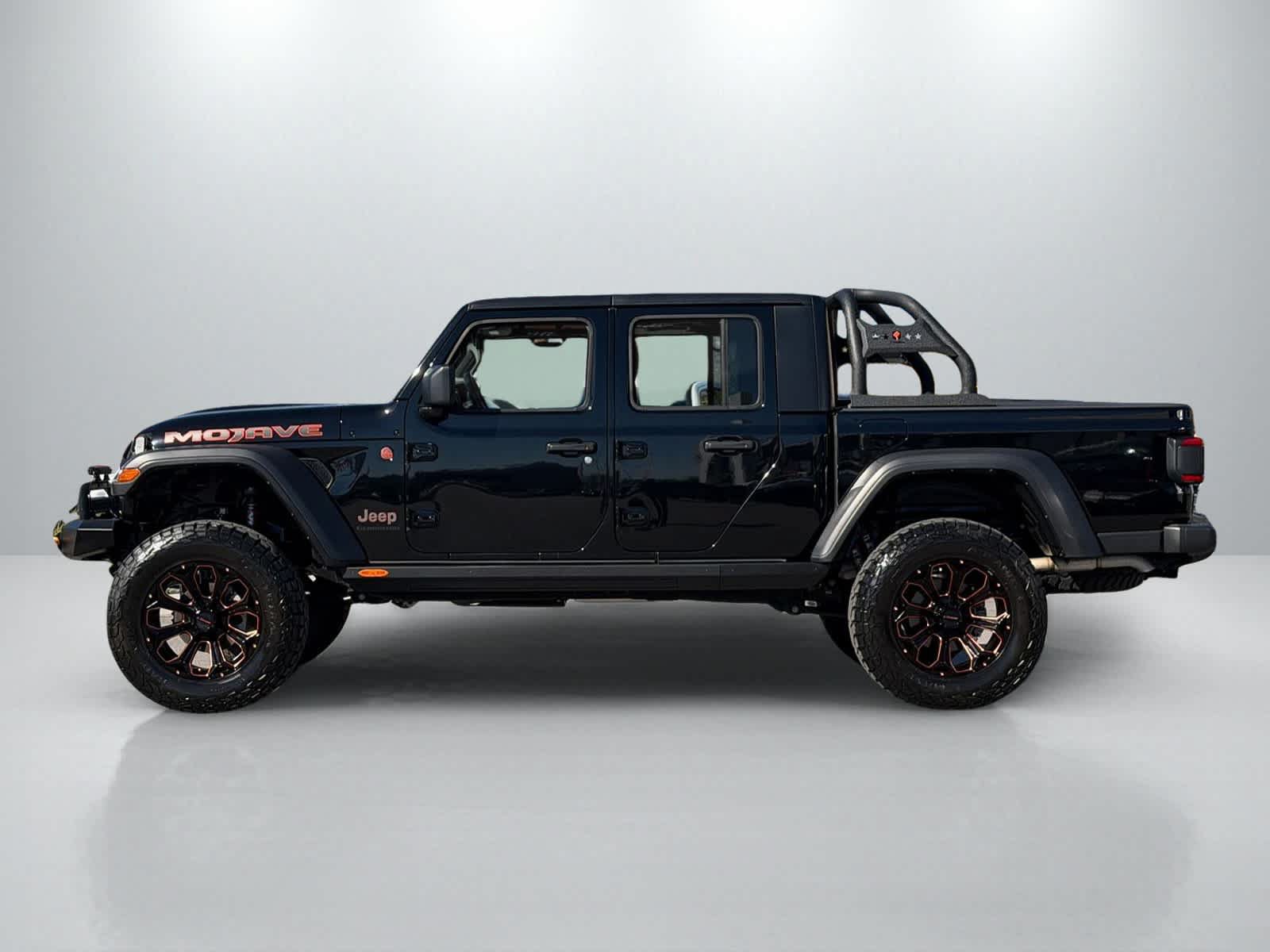 Used 2022 Jeep Gladiator Mojave w/ LED Lighting Group AWD/4WD image 2