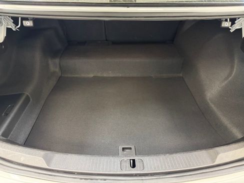 Used 2019 Buick LaCrosse Essence image 25