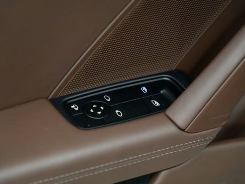 Certified 2025 Porsche 911 Carrera 4 GTS AWD/4WD image 19