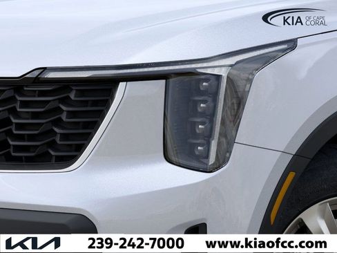 New 2026 Kia Sorento LX image 10