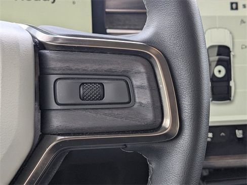 Used 2023 Rivian R1S Adventure image 22