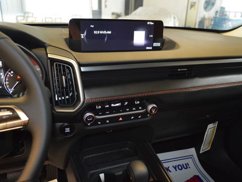 New 2025 MAZDA CX-50 Meridian Edition w/ Weather Package image 19