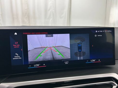 Used 2024 BMW 330i xDrive Sedan w/ Convenience Package image 18