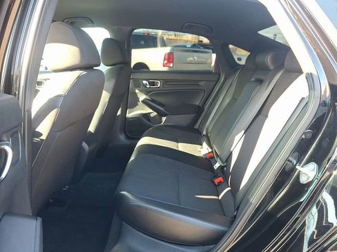 Used 2025 Honda Civic Sport image 10