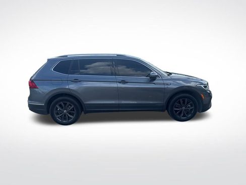Used 2022 Volkswagen Tiguan SE image 4