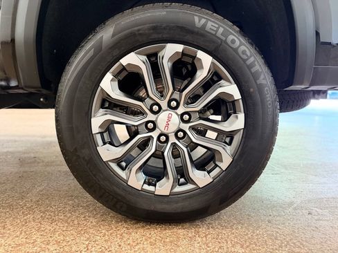 Used 2023 GMC Canyon Denali AWD/4WD image 23