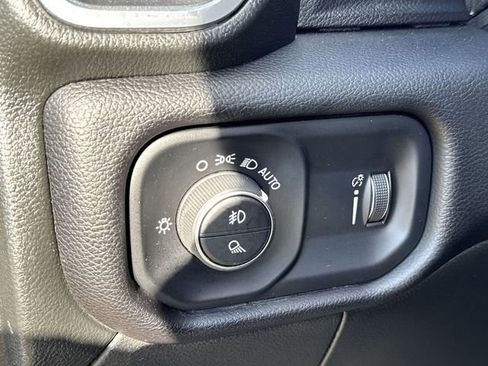 Used 2024 RAM 2500 Big Horn image 23