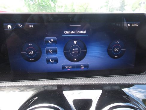 Used 2025 Mercedes-Benz CLA 250 4MATIC image 27