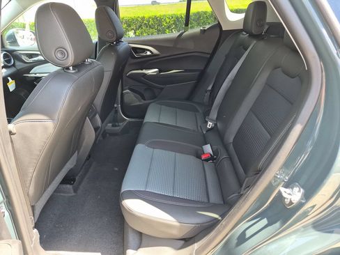 New 2026 Chevrolet Trax LT w/ LT Convenience Package FWD image 21