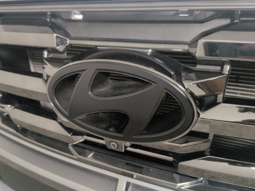 Used 2025 Hyundai Tucson Limited AWD/4WD image 15