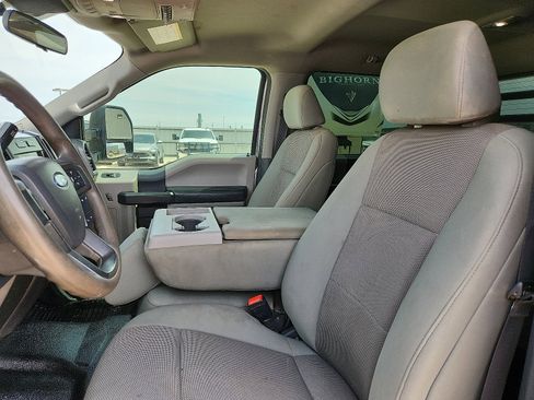 Used 2022 Ford F250 XL w/ STX Appearance Package image 12