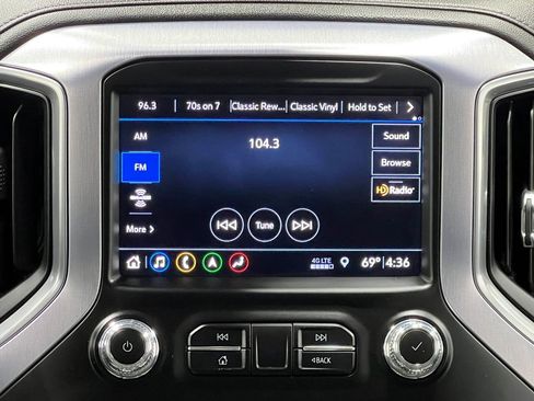 Used 2019 GMC Sierra 1500 SLT w/ SLT Premium Plus Package AWD/4WD image 27