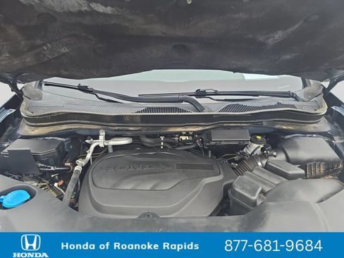Used 2021 Honda Pilot Touring image 20