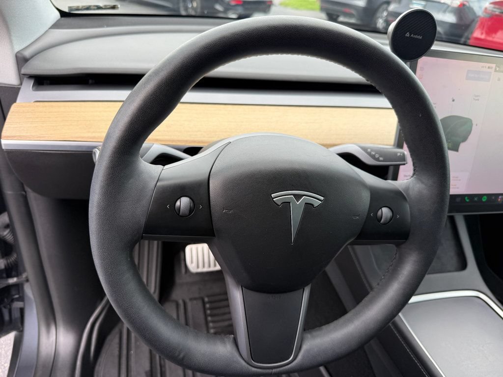 Used 2022 Tesla Model Y Performance AWD/4WD image 10