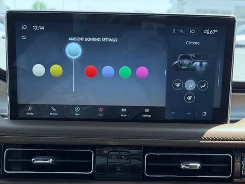 Used 2022 Lincoln Nautilus Reserve AWD/4WD image 44