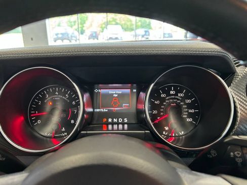 Used 2022 Ford Mustang Coupe RWD image 13