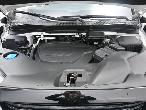 Certified 2023 Honda Ridgeline Black Edition image 11