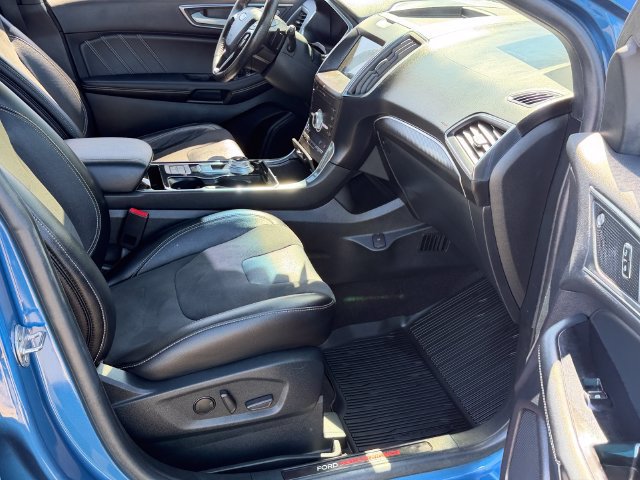 Used 2020 Ford Edge ST w/ Equipment Group 401A AWD/4WD image 27