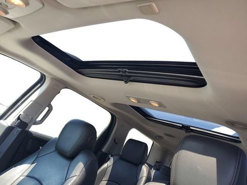 Used 2015 GMC Acadia SLT w/ Premium Edition FWD image 10