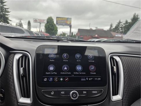 Used 2023 Chevrolet Malibu LT FWD image 18