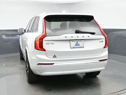 Used 2023 Volvo XC90 B5 Plus w/ Protection Package Premier AWD/4WD image 8