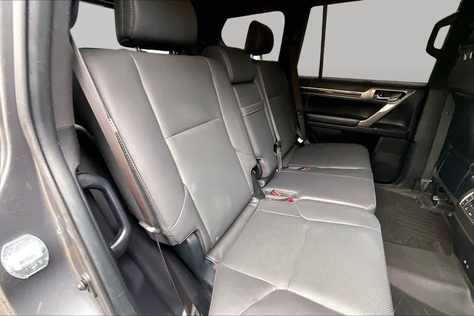 Used 2021 Lexus GX 460 Premium w/ Premium Package AWD/4WD image 34